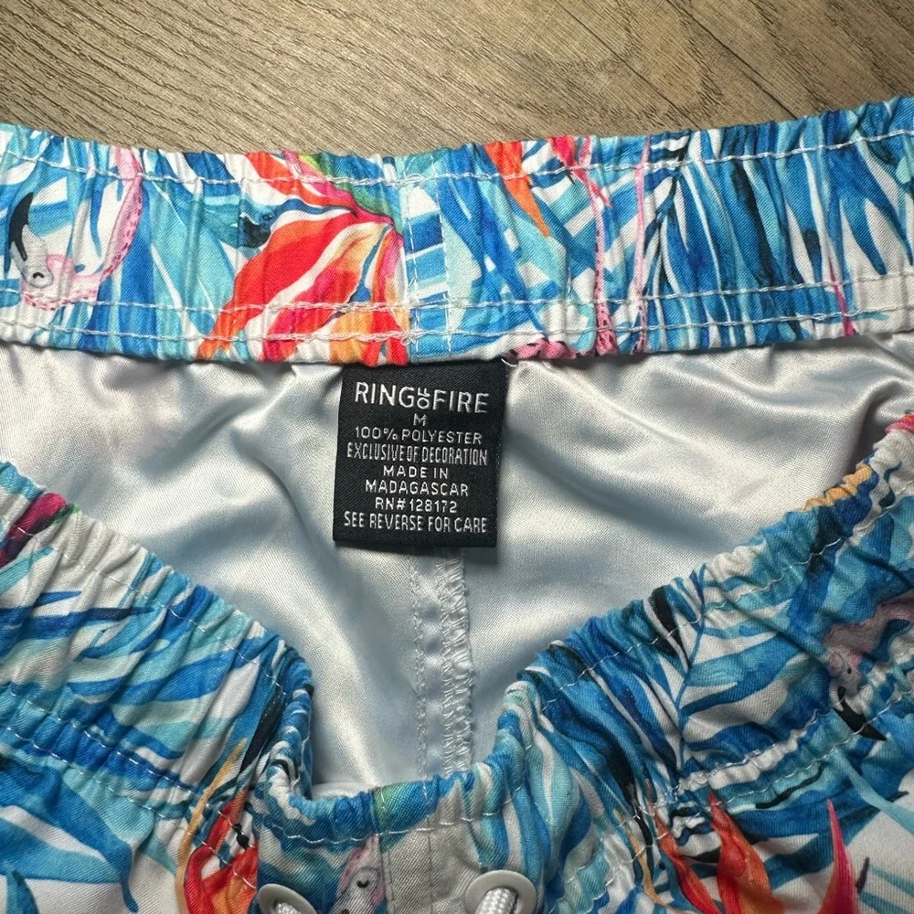 RING OF FIRE Men's Tropical Ocean Pool Shorts Size‎ Medium EUC